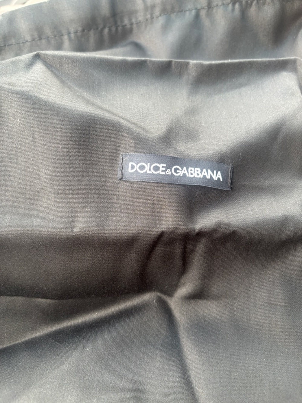 Dolce & Gabbana Beige Box with Red SNK Script - Picture 3 of 3